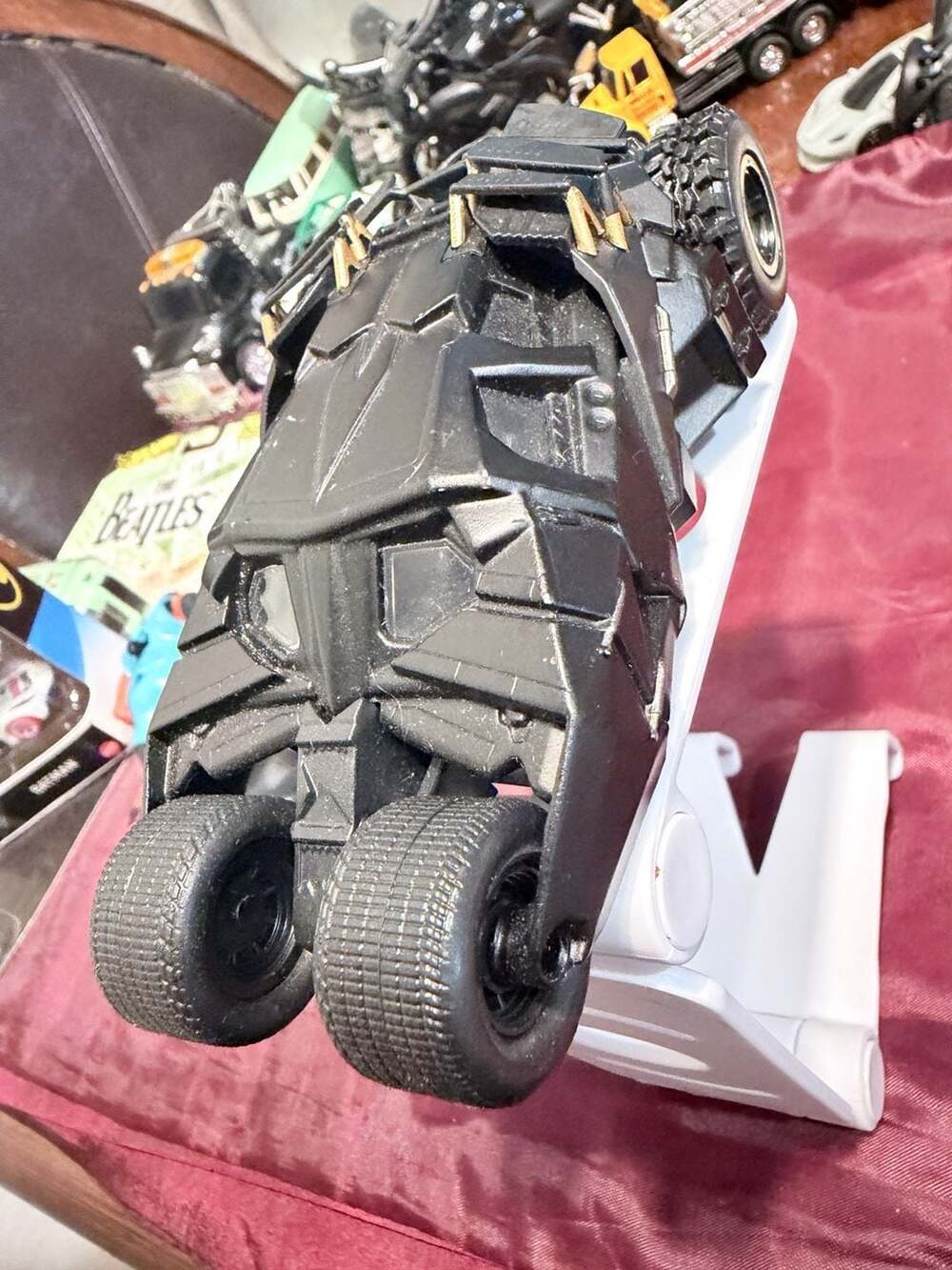 Jada Toys DC Comics The Dark Knight Batmobile Tumbler Diecast Car Model